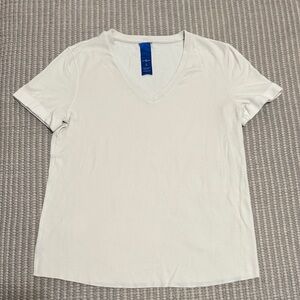 Kit and Ace Cream V-Neck Short Sleeve Tee
